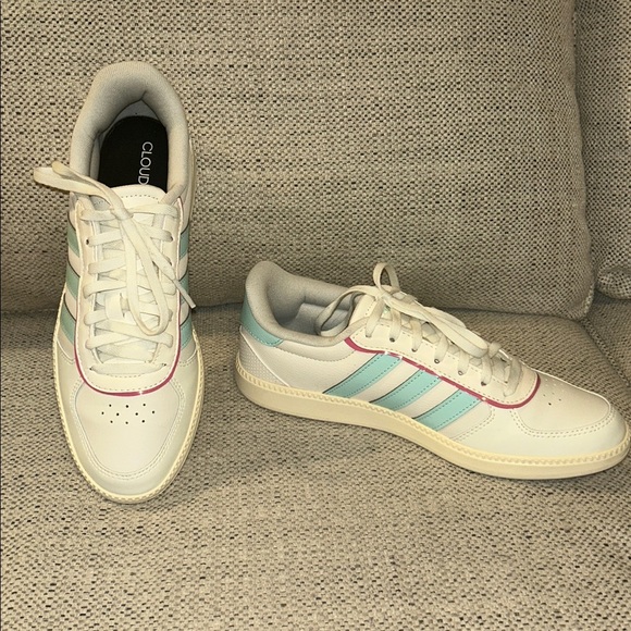 Adidas sz 8 Breaknet Sleek Sneakers Off White/Semi Flash Aqua/Warm Vanilla EUC - Picture 3 of 9